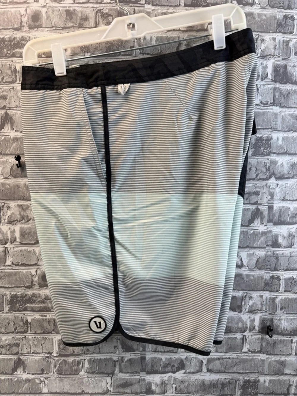 VUORI‎ Men’s Striped Boardshorts